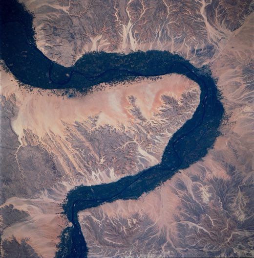 The Nile bend at Thebes